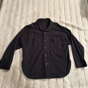 🥳 *SALE* Vuori Women's Mackenzie Shirt Jacket, Washed Black, Size XS/S